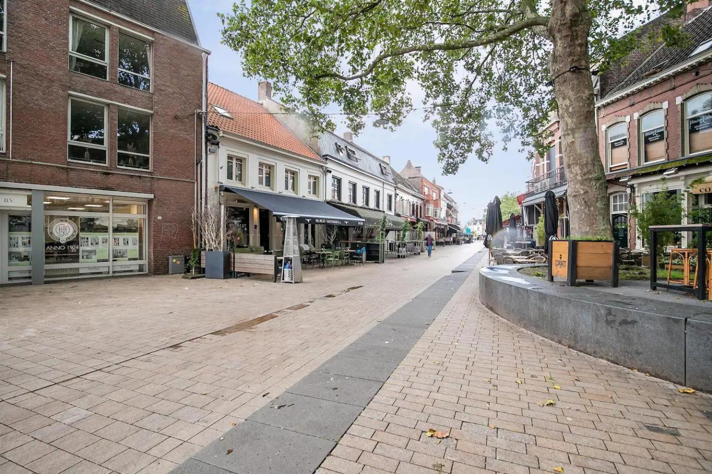 6P Hotspot Wifi Near Poppodium013 And City Center ติลเบิร์ก ภายนอก รูปภาพ